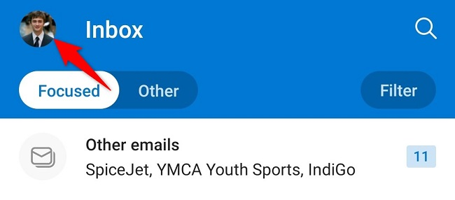 Выберите иконку профиля в левом верхнем углу мобильного приложения.