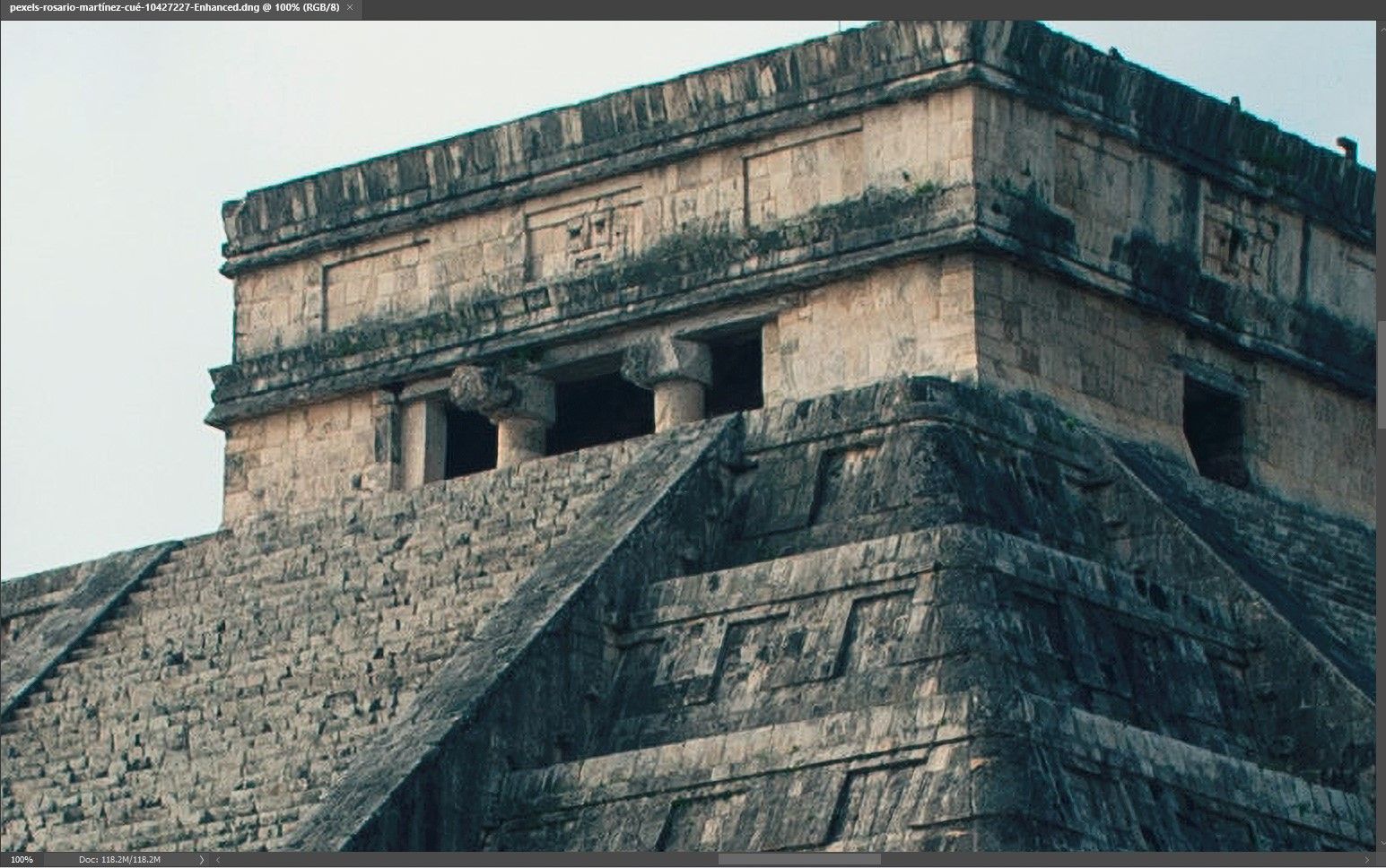 Крупный план DNG-копии 7872x5248 после Super Resolution