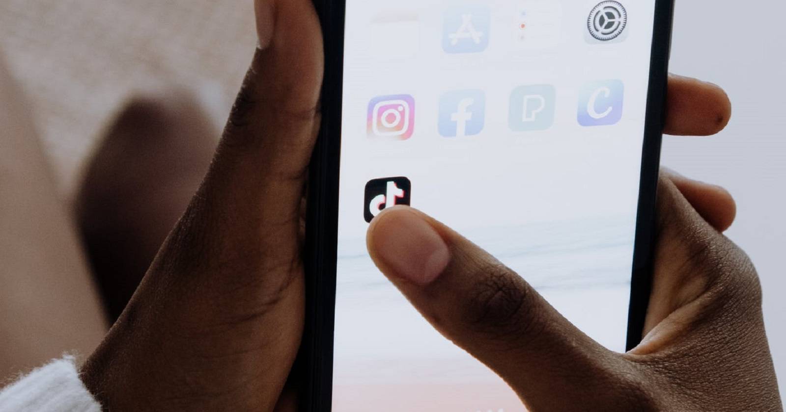 Как закрепить комментарий в TikTok — руководство