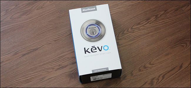Смартфон с приложением Kevo и списком пользователей eKey