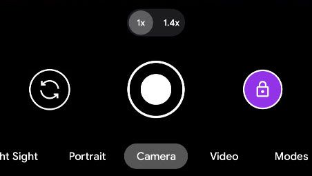 Снимайте фото или видео — элементы сохранятся в Locked Folder.