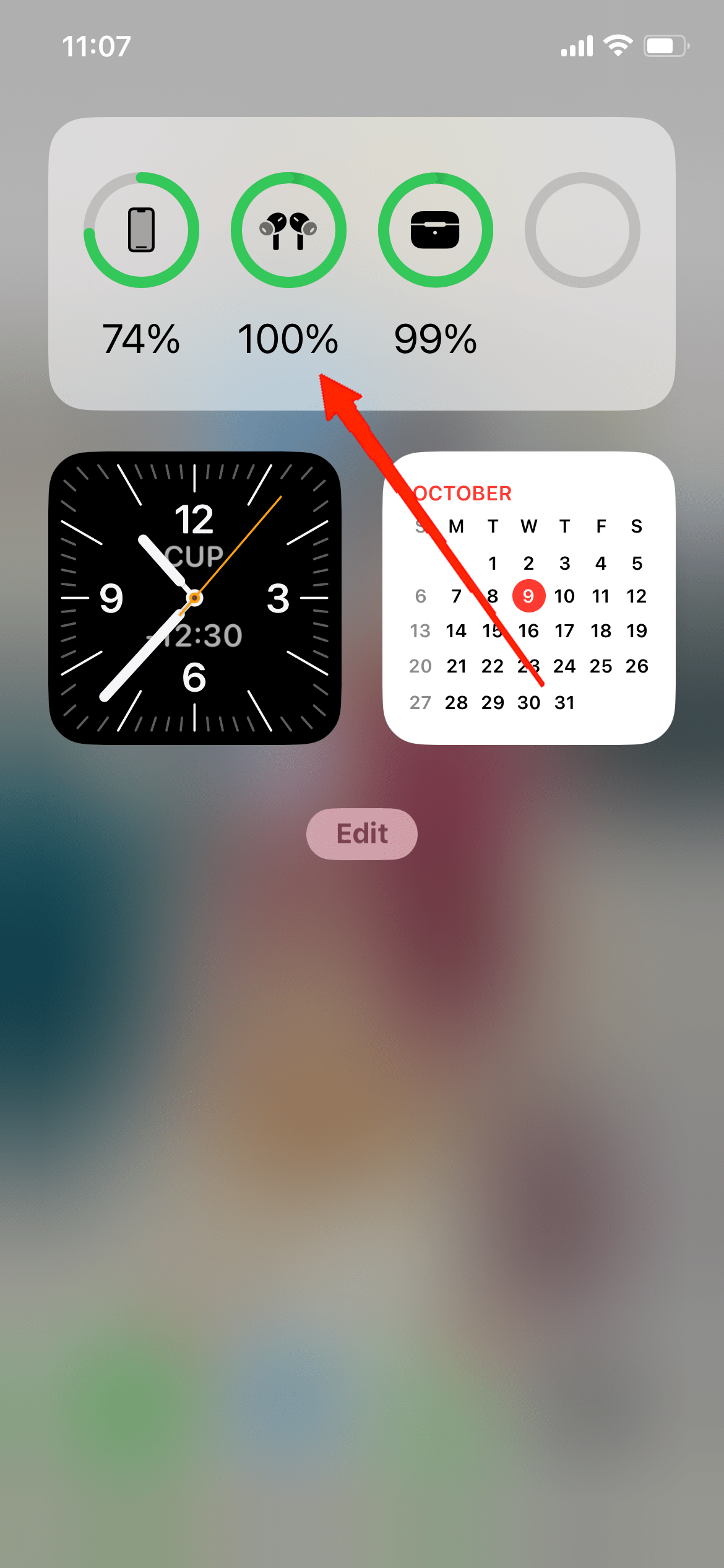 Индикатор заряда AirPods и кейса