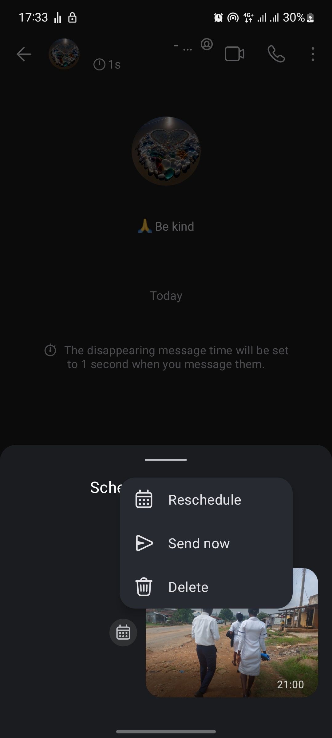 Меню параметров запланированного сообщения в Signal: отмена, редактирование, просмотр