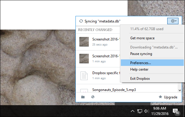 Окно Dropbox: меню настроек, кнопка Preferences