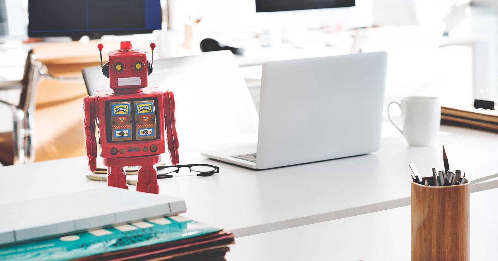 Звуко‑чувствительная голова робота