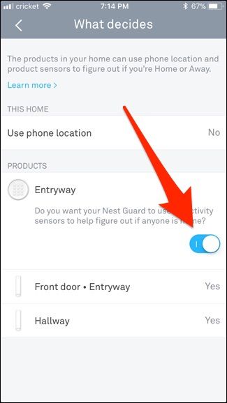 Список датчиков Nest Secure с возможностью включения или исключения из Home/Away Assist