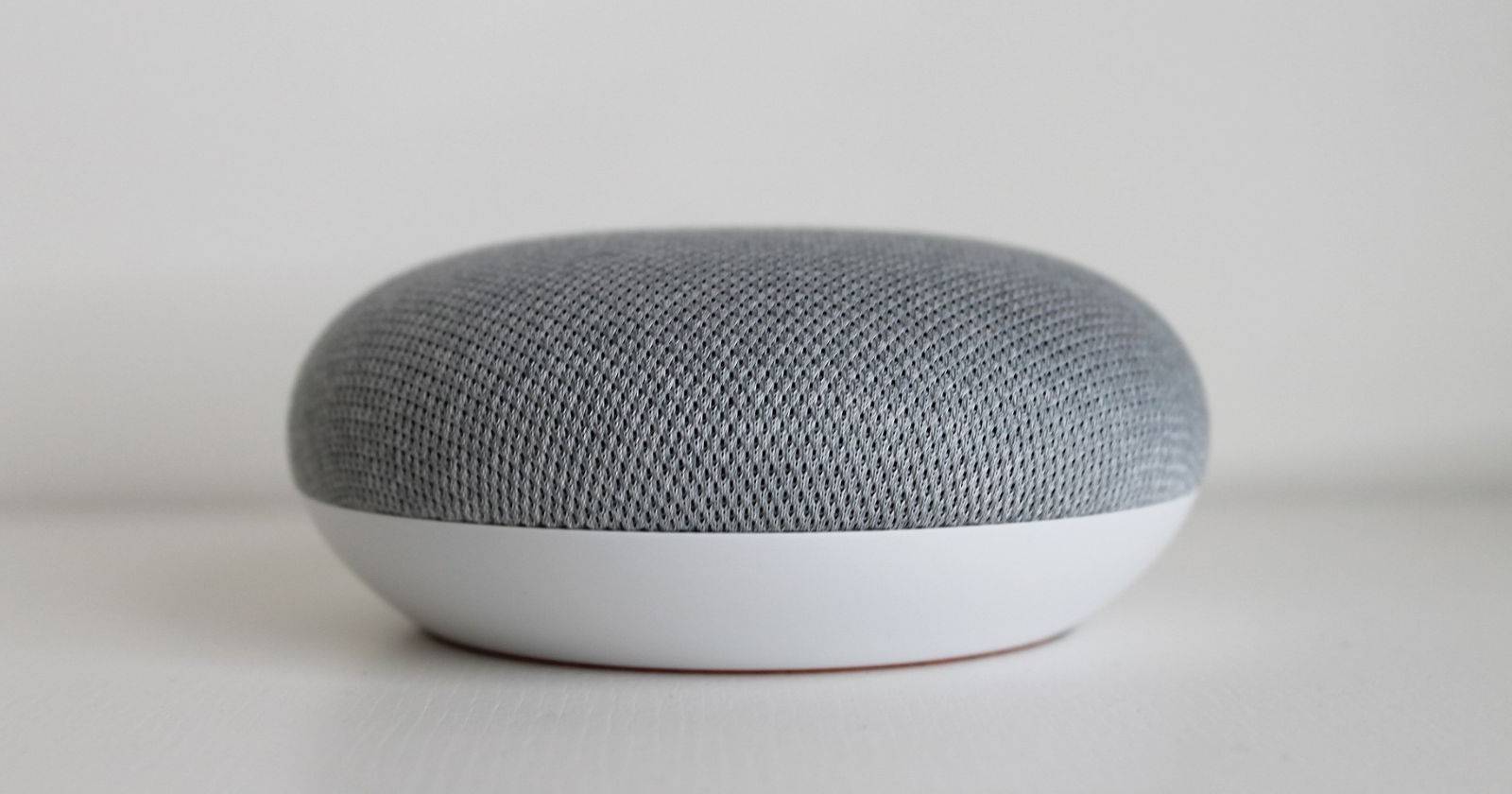 Акустическая колонка Google Home