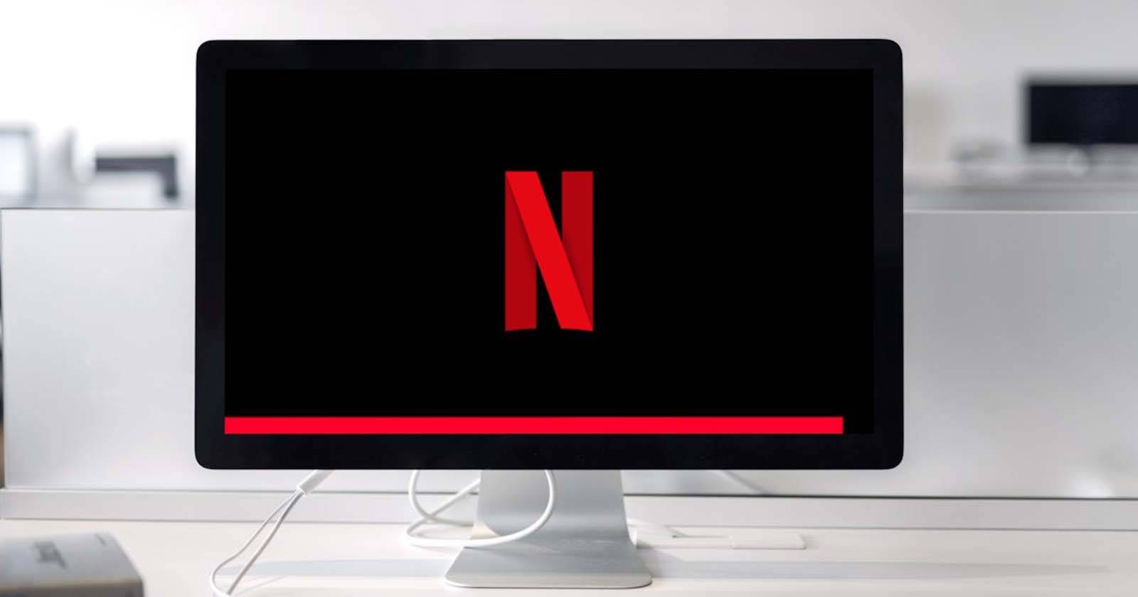 Экран компьютера с логотипом Netflix