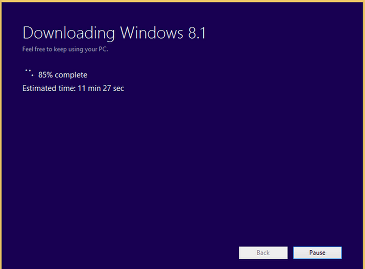 Dialog: Windows 8.1 ISO wird heruntergeladen