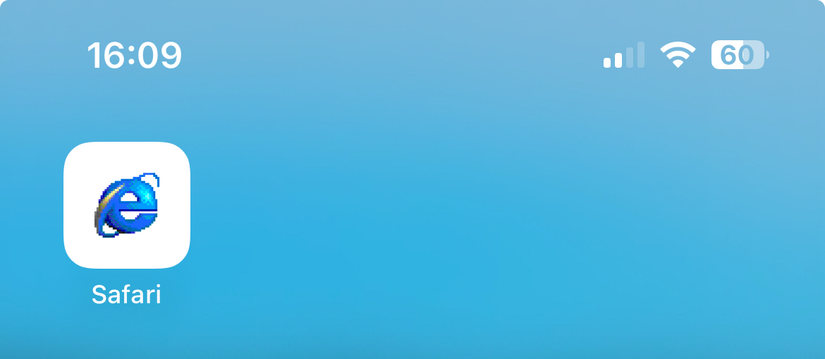 Un collegamento a Safari con un'icona personalizzata.