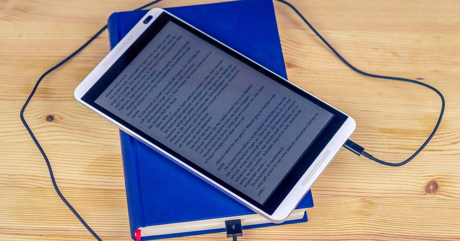 электронная книга на планшете