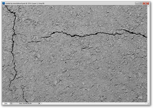 Добавление текстуры трещин — источник Creative Commons