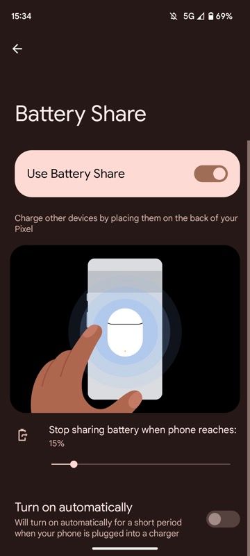 Включение Battery Share на Pixel 7: переключатель активирован