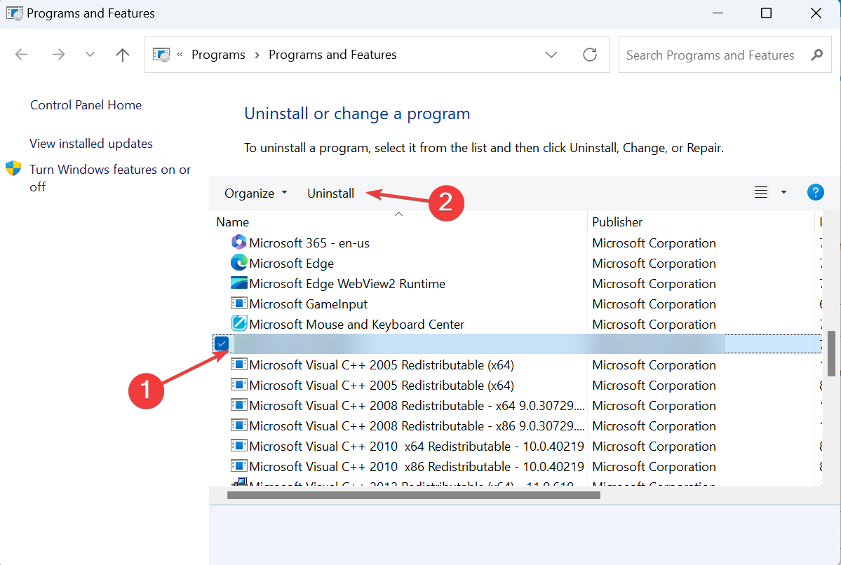 Список программ: удаление McAfee через 'Программы и компоненты'