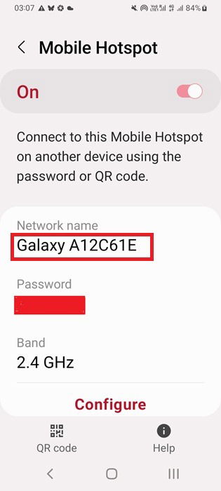 Имя мобильной точки доступа видно на смартфоне.