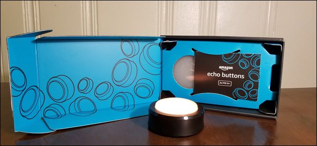 Нажмите и удерживайте Echo Button до срабатывания оранжевого индикатора