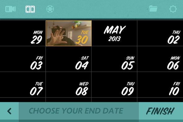 Скриншот: список дней с пометкой о наличии клипа