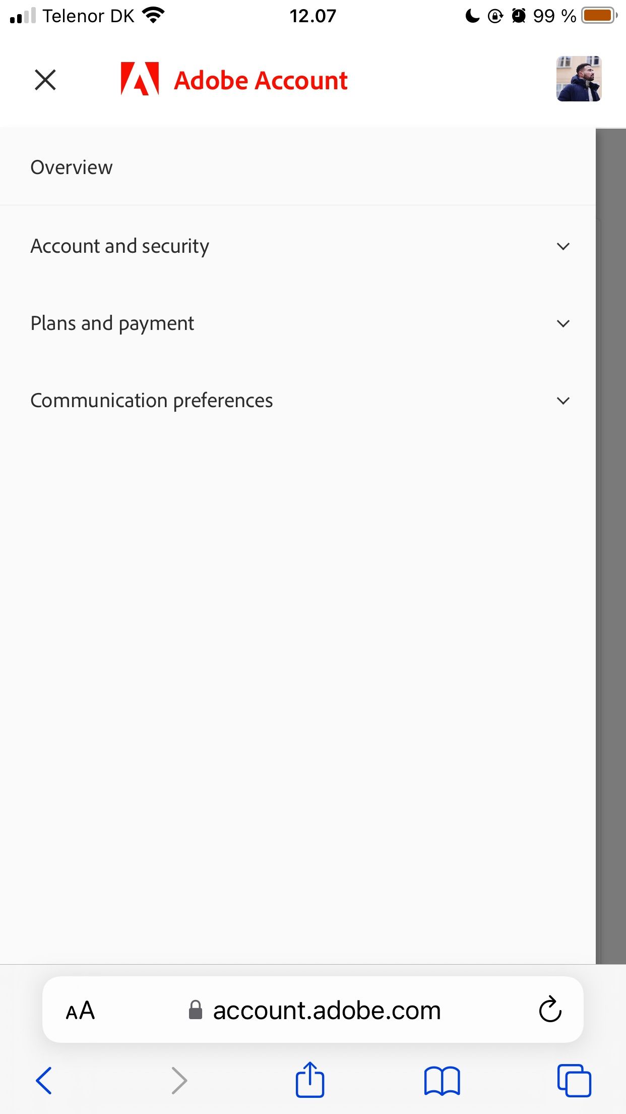 Скриншот: аккаунт Adobe на смартфоне