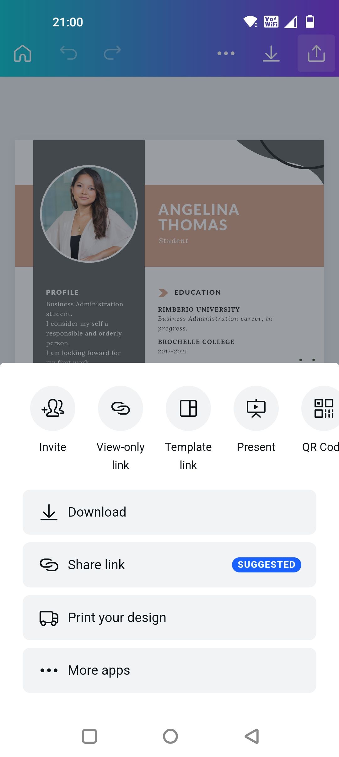 Скачивание резюме в приложении Canva