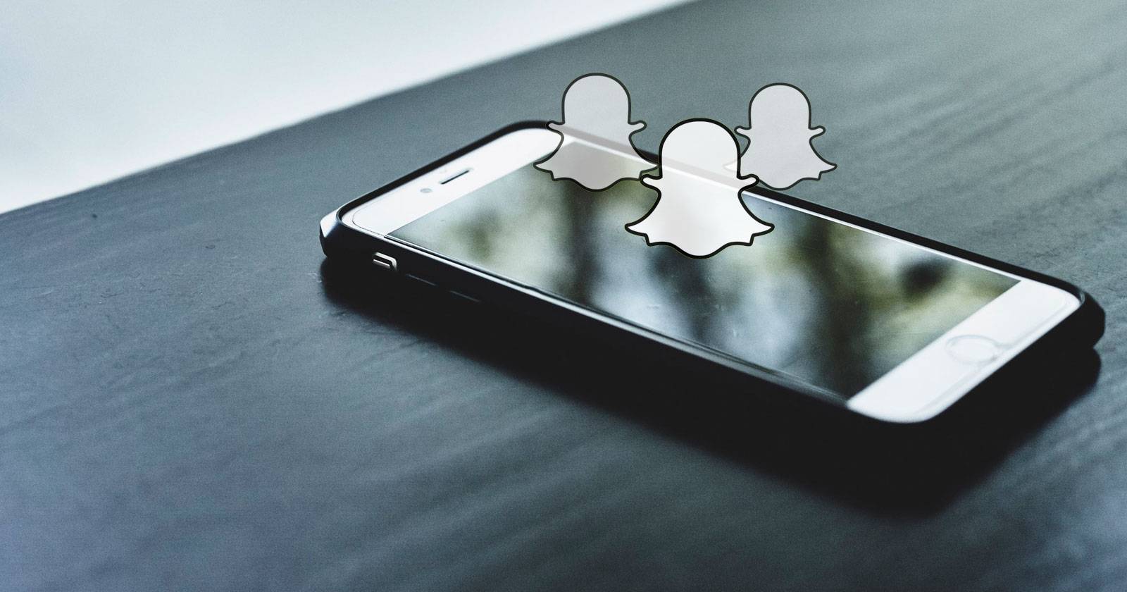 Snap logo ghost smartphone iPhone