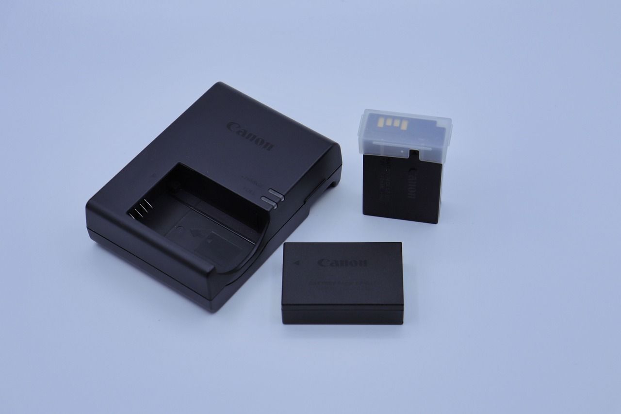 Запасные батареи в утеплённом кармане