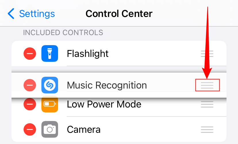 Удерживайте три полоски и перетащите «Распознавание музыки», чтобы изменить порядок. 