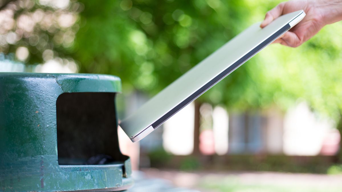 Как безопасно стереть данные перед утилизацией