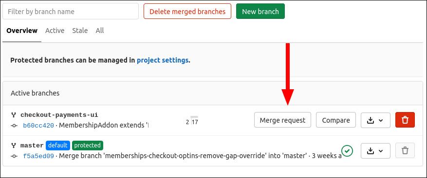 Скриншот: заполнение формы создания Merge Request в GitLab