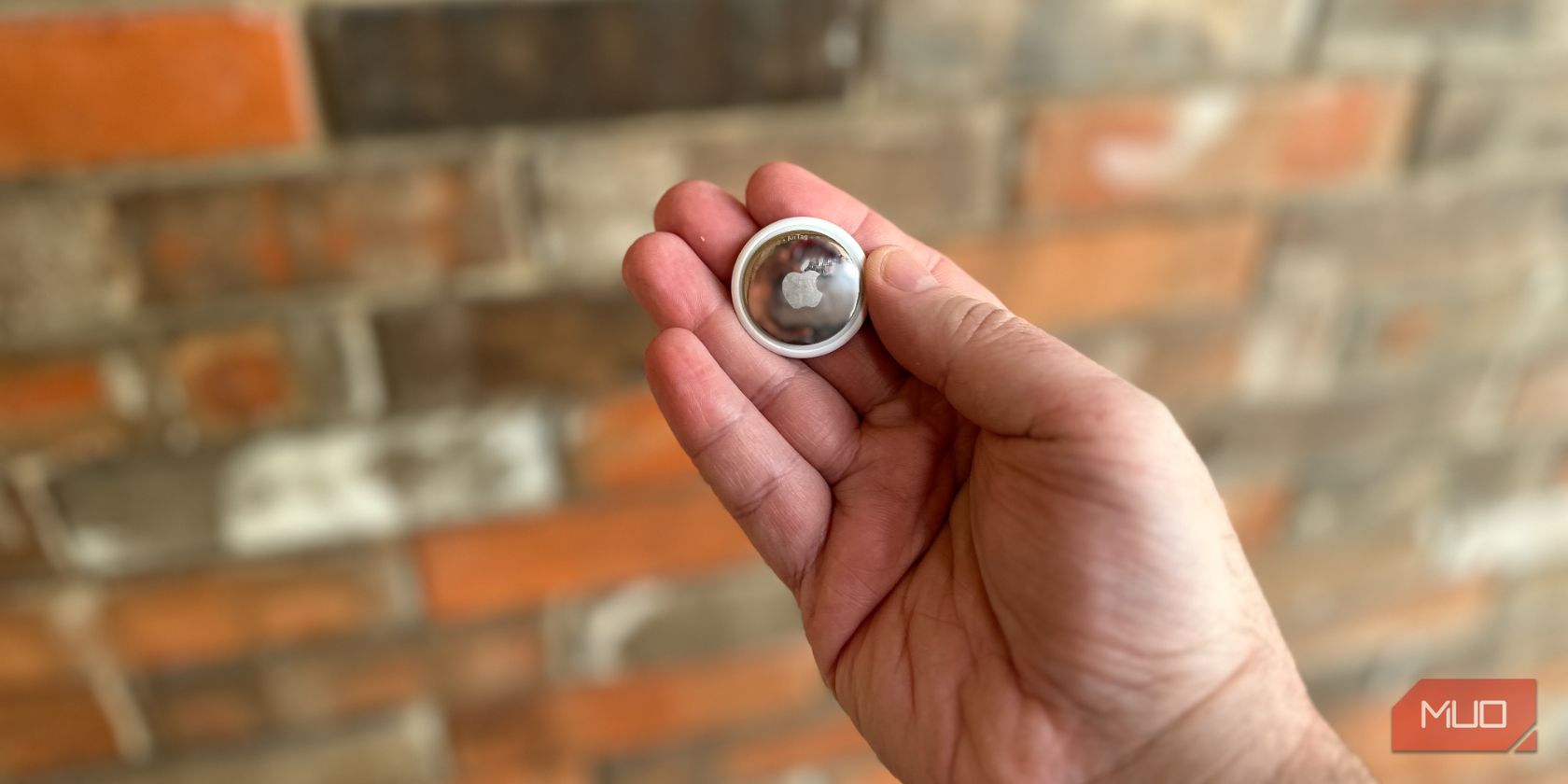 Как заменить батарейку AirTag — быстро и просто