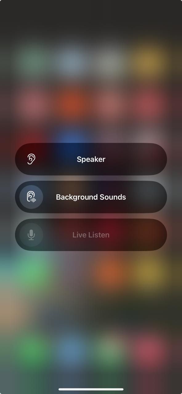 Опции Слух в Пункте управления iOS 17