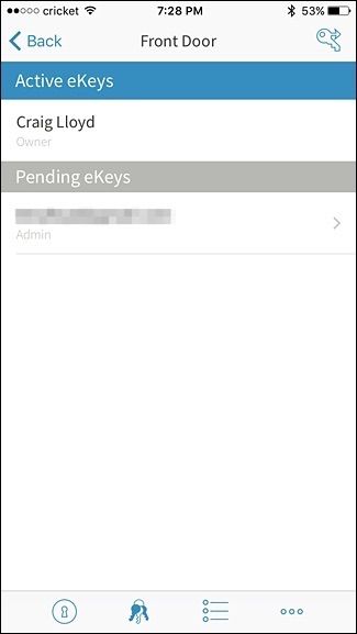Экран приглашения eKey в приложении Kevo у получателя