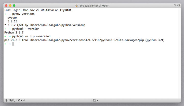 Интерфейс менеджера версий pyenv с перечнем версий Python