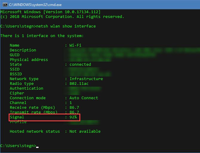 Окно командной строки Windows с выводом netsh wlan show interface, показывающее поле Signal