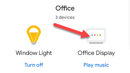 Выберите ваш Nest Hub в приложении
