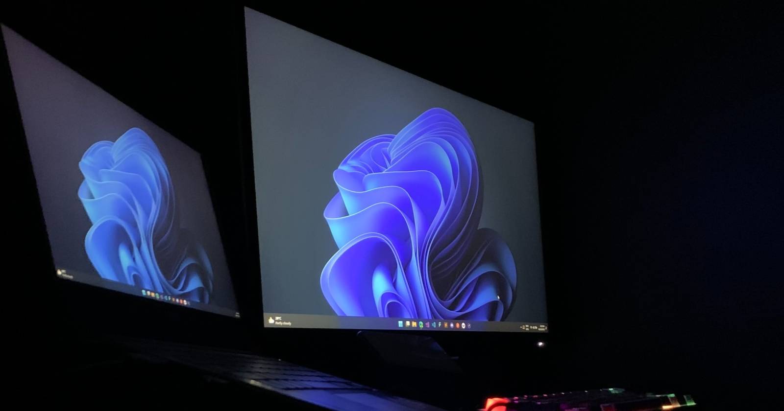 Экран Windows 11 в тёмном режиме