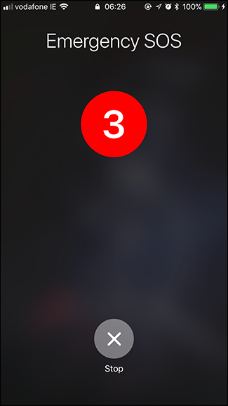 Включённая опция Автодозвон в Emergency SOS