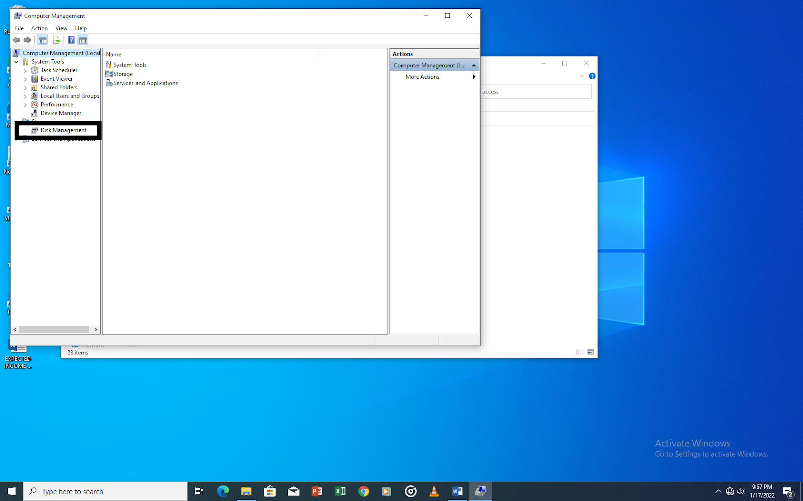 Скриншот: окно «Управление компьютером», выделен раздел «Управление дисками».