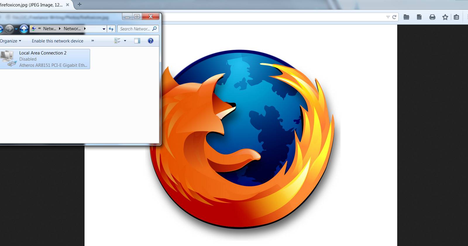 Изображение компьютера с открытым браузером Firefox