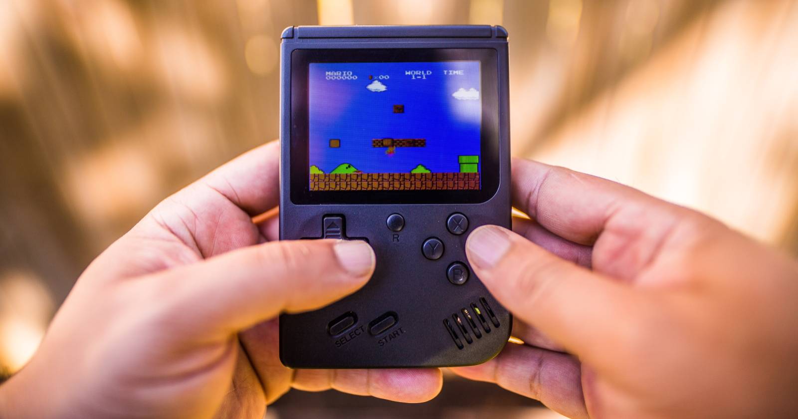 Снимок экрана Super Mario Bros. на консоли Game Boy