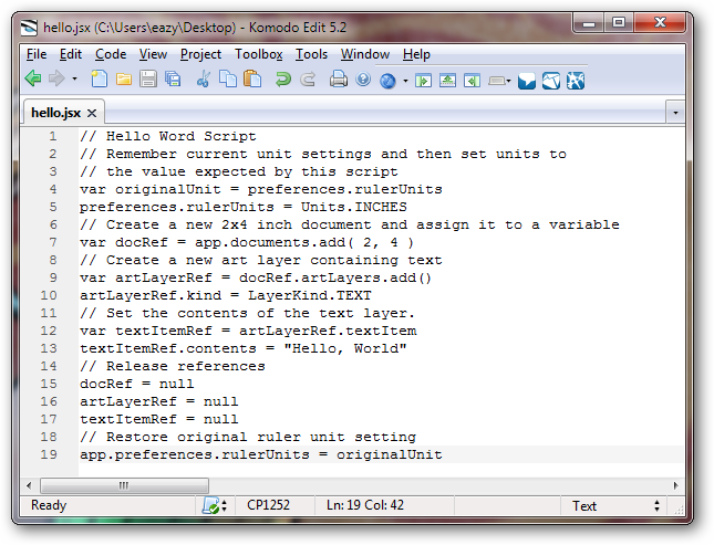 Пример окна Photoshop с текстом Hello World и настройками размеров документа