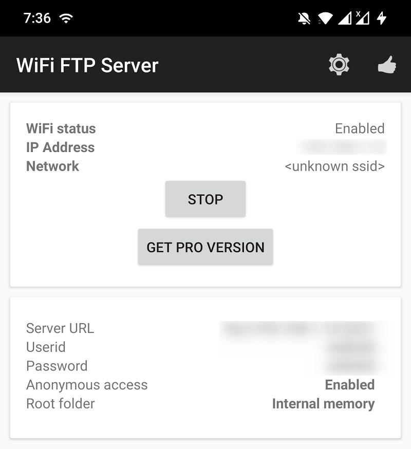 Интерфейс WiFi FTP server с информацией о сервере