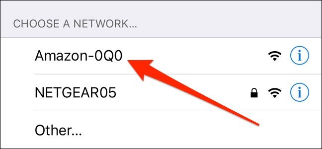 Выбор Wi‑Fi сети Echo в настройках телефона.