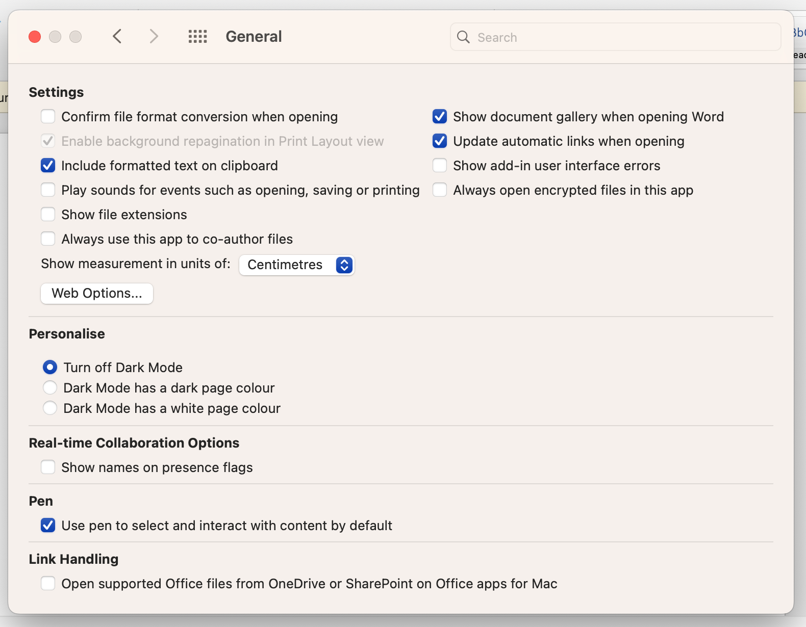 Параметр отключения тёмного режима в общих настройках Word на macOS