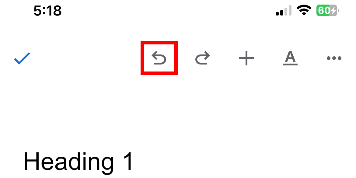 Кнопка Отменить в Google Докс на iPhone.