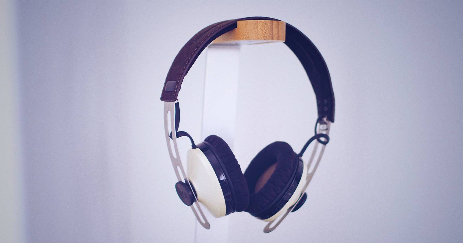 Наушники, вид сбоку