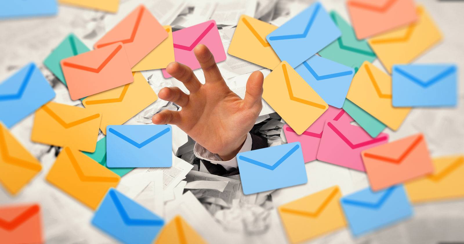 Переполненный почтовый ящик на экране