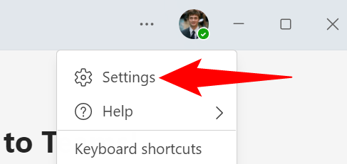 Выберите «Параметры» в меню с тремя точками.