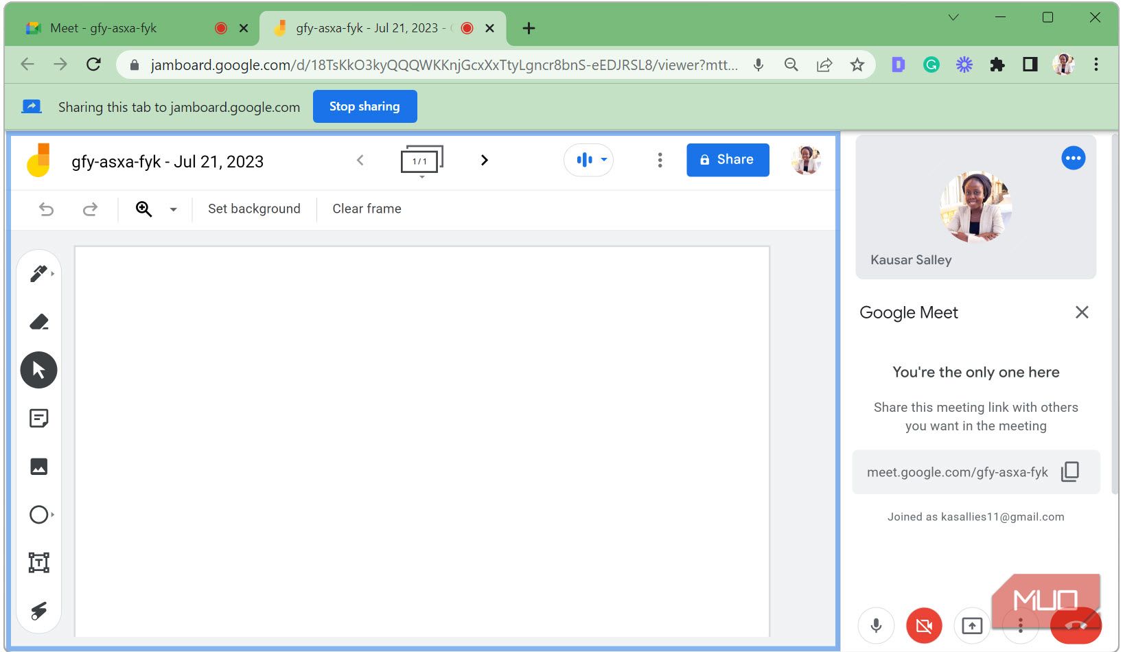 Jamboard демонстрируется внутри Google Meet после переноса вызова