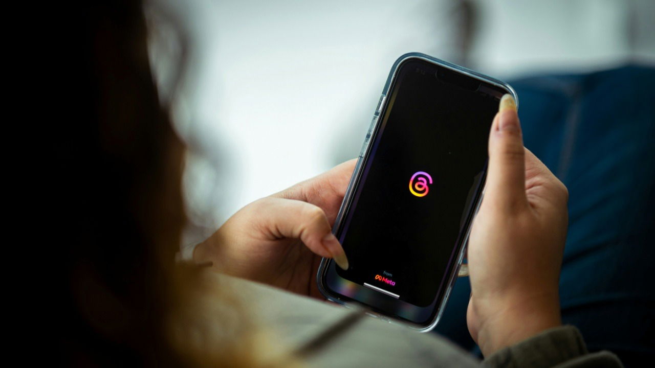 Как скрывать спойлеры в Threads